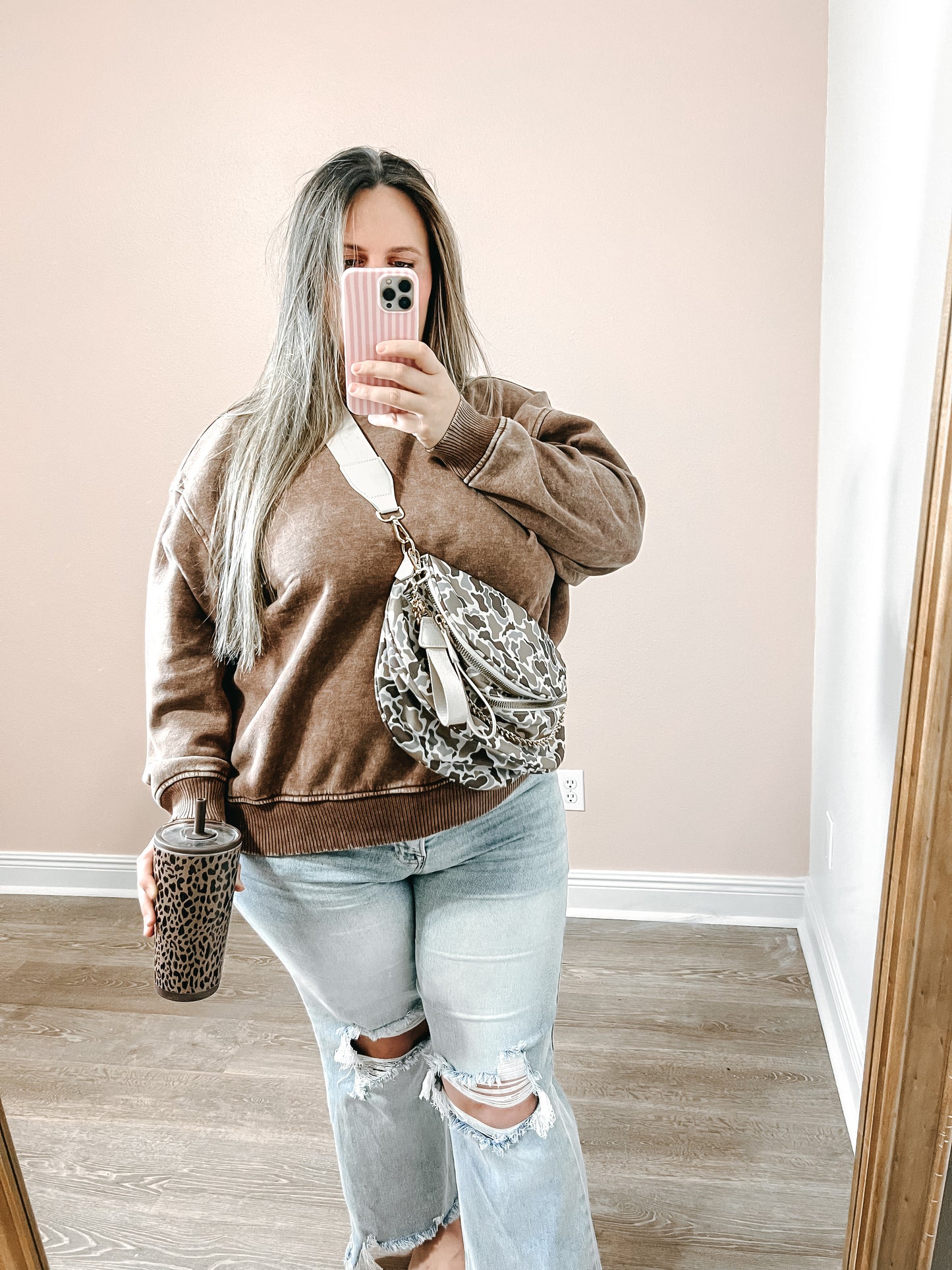Claire Oversized Fleece Pullover - Brown