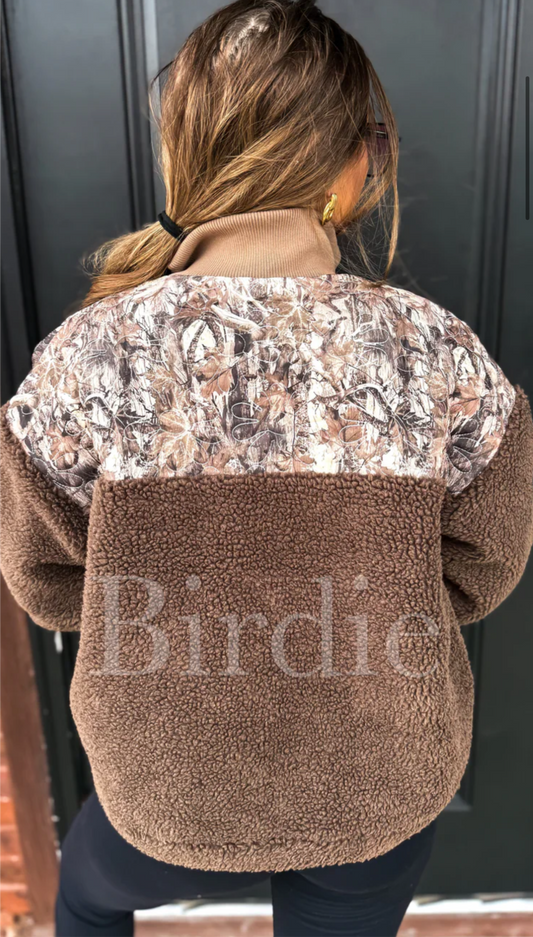 Wilderness Sherpa Jacket in Dark Brown