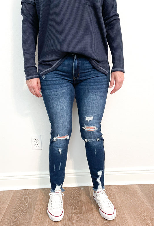 Distressed Fray Hem Skinny Jean